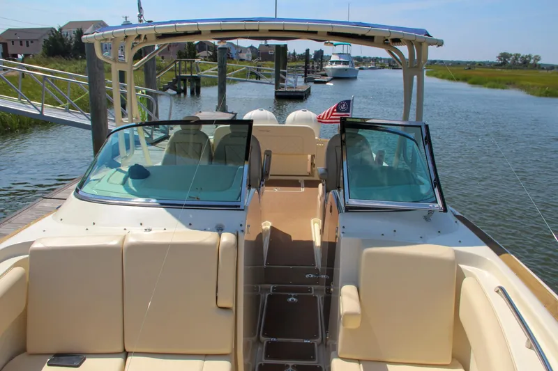 Slide: The Image of Chris-Craft Calypso 30 2017 - 78