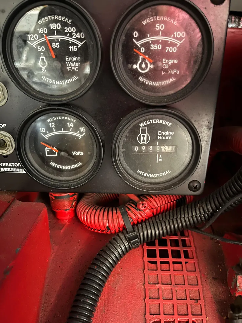 Slide: The Image of Sea Ray 420 Aft Cabin 1997 - 56