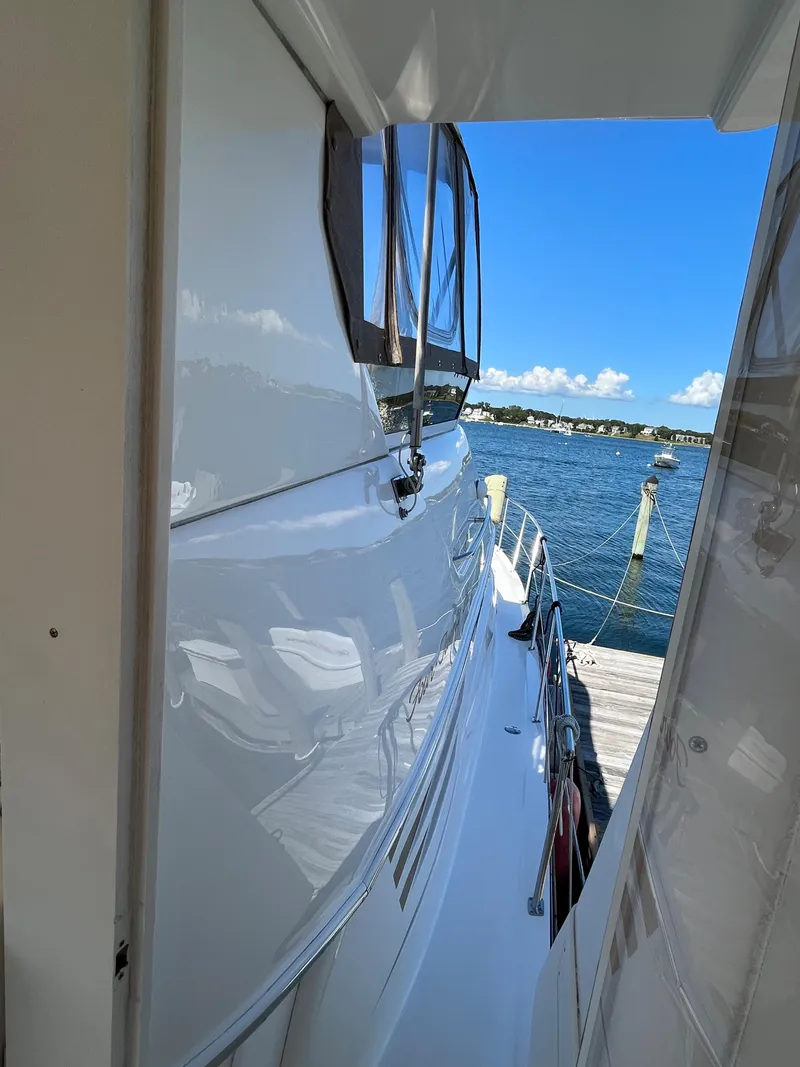 Slide: The Image of Sea Ray 420 Aft Cabin 1997 - 66