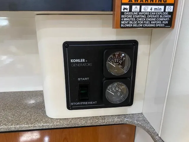 Slide: The Image of Kohler generator control panel on 2005 Maxum 3500 SY boat. - 16