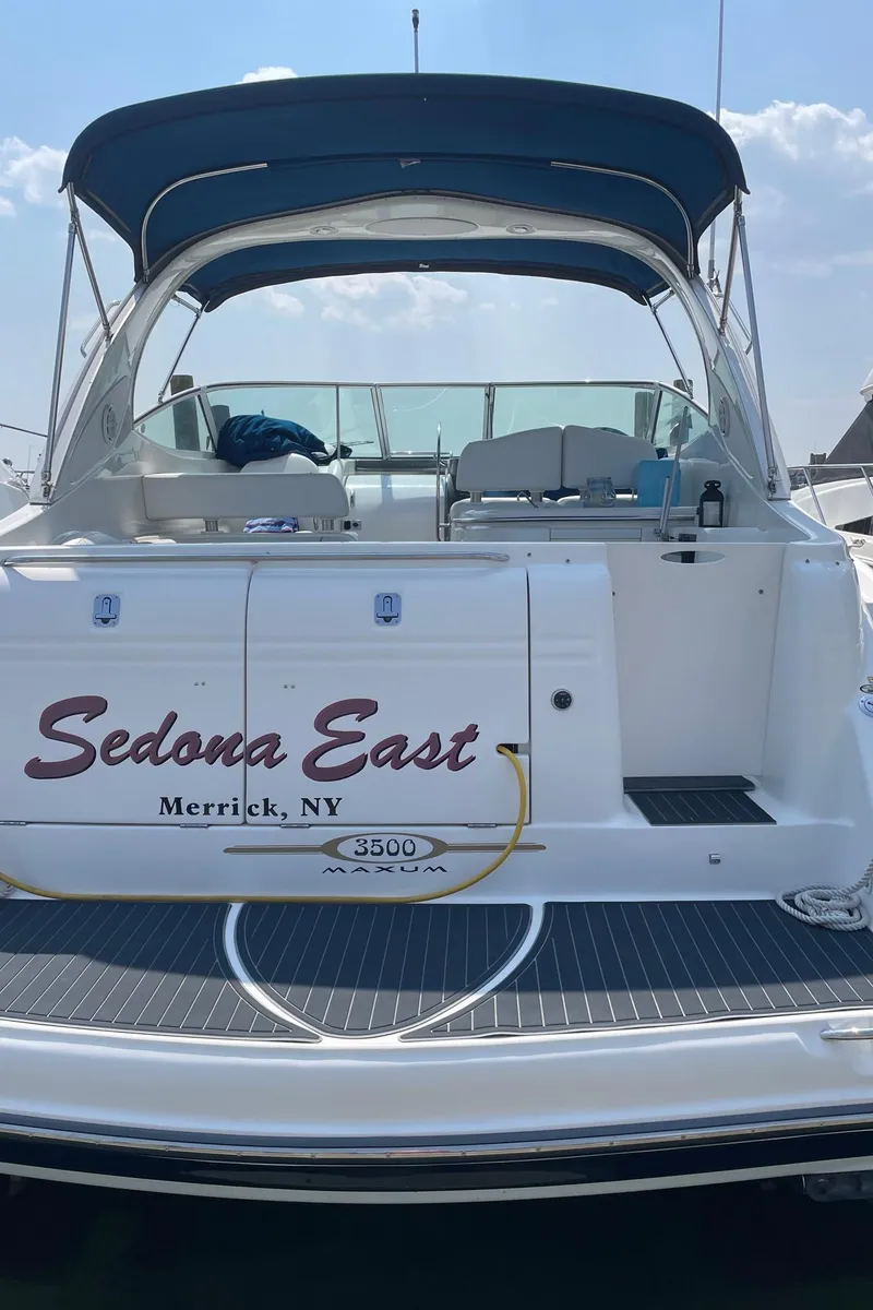 Slide: The Image of 2005 Maxum 3500 SY boat named Sedona East docked in Merrick, NY. - 25