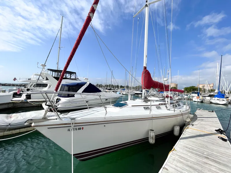 The Image of Catalina 42 1989 - 0