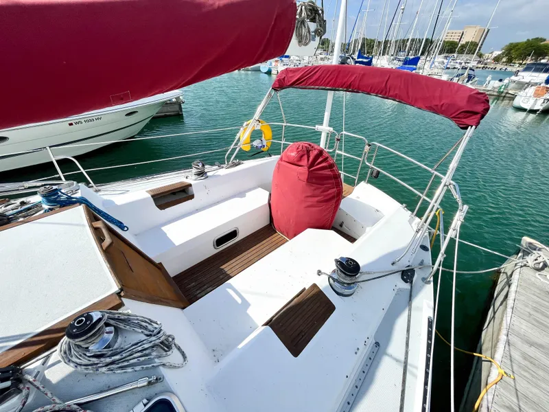 Slide: The Image of Catalina 42 1989 - 12