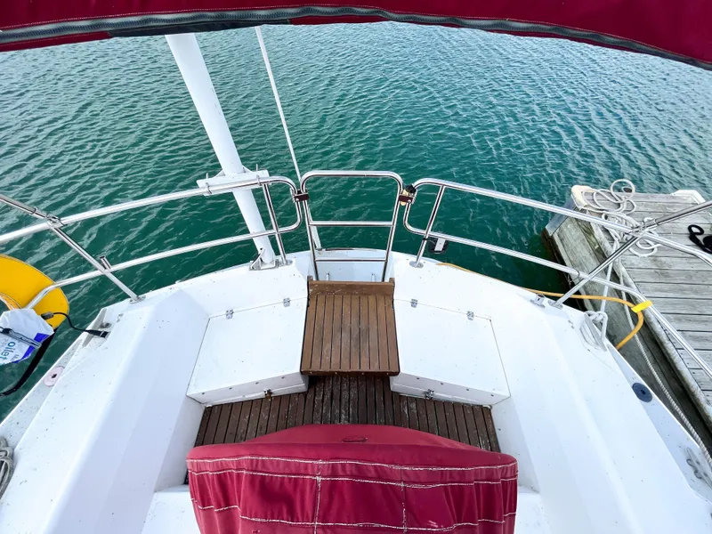 Slide: The Image of Catalina 42 1989 - 17