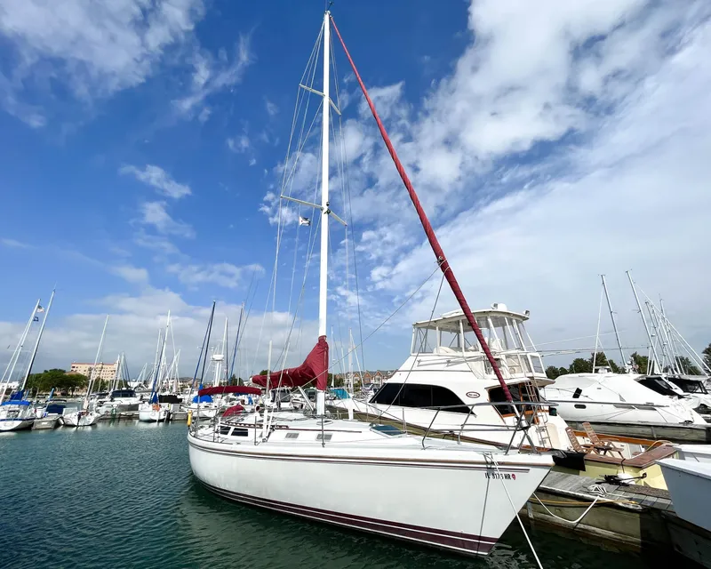 Slide: The Image of Catalina 42 1989 - 2