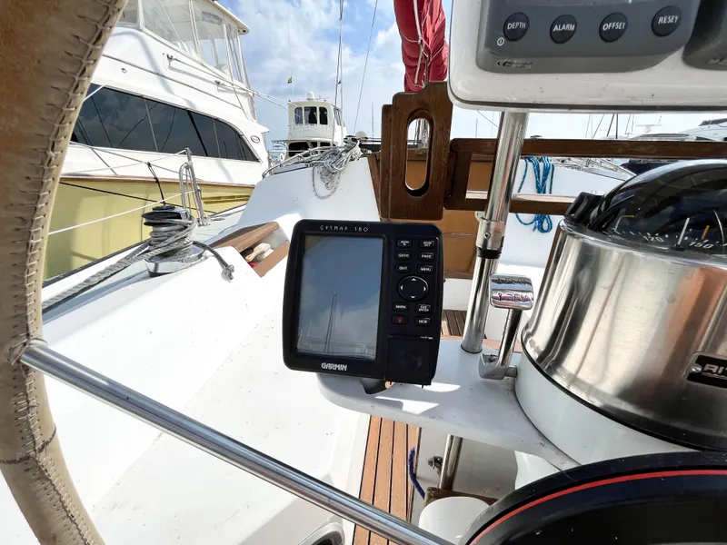 Slide: The Image of Catalina 42 1989 - 21