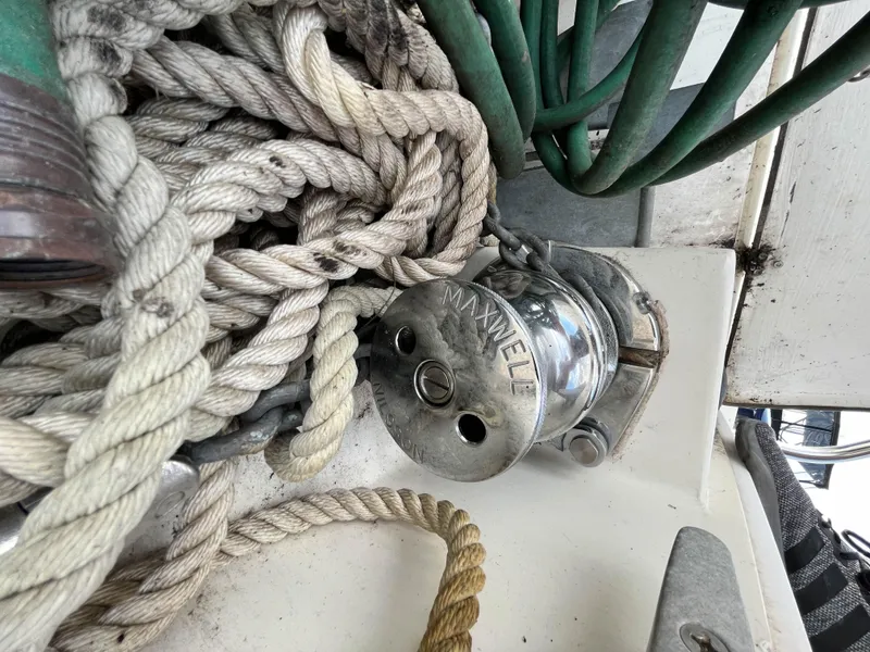 Slide: The Image of Catalina 42 1989 - 27