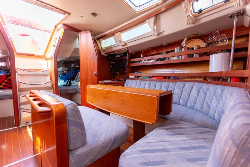 Slide: The Image of Catalina 42 1989 - 45