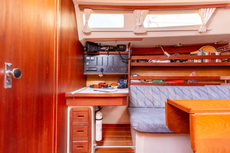 Slide: The Image of Catalina 42 1989 - 46