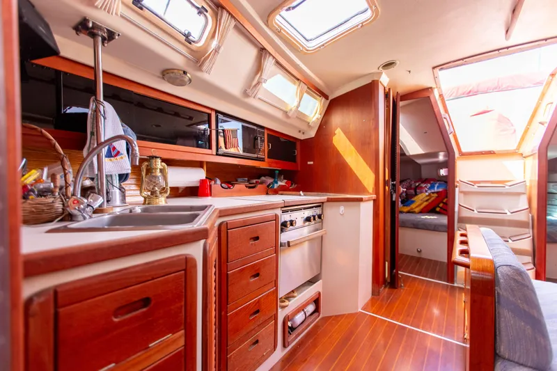 Slide: The Image of Catalina 42 1989 - 52