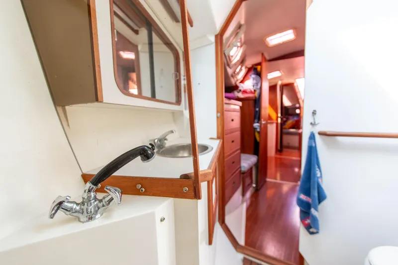 Slide: The Image of Catalina 42 1989 - 57