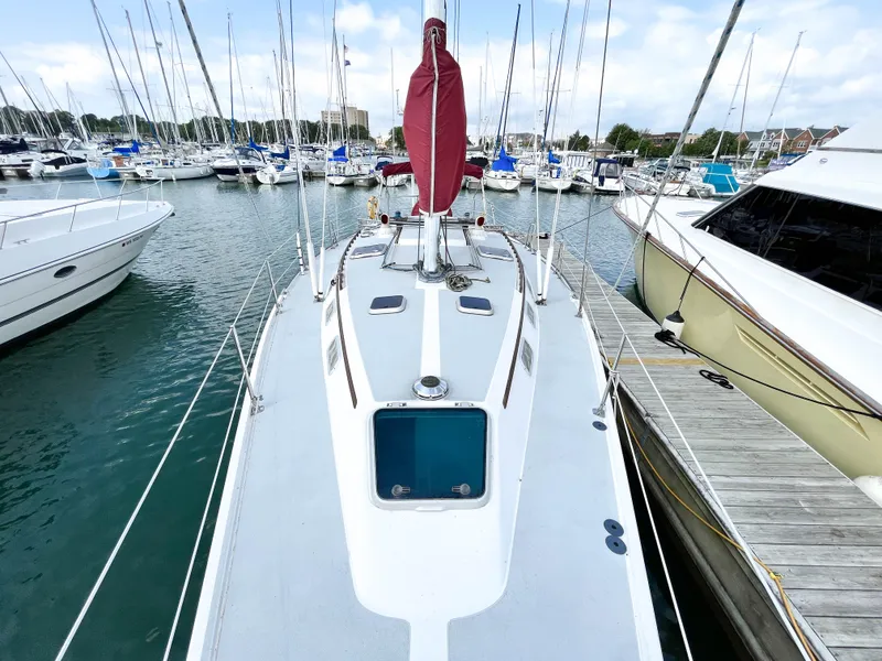 Slide: The Image of Catalina 42 1989 - 6