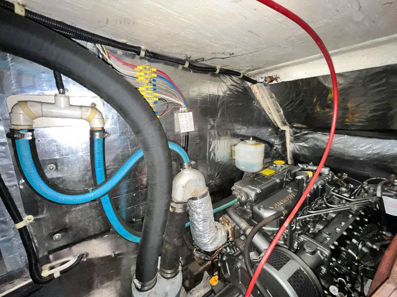 Slide: The Image of Catalina 42 1989 - 65