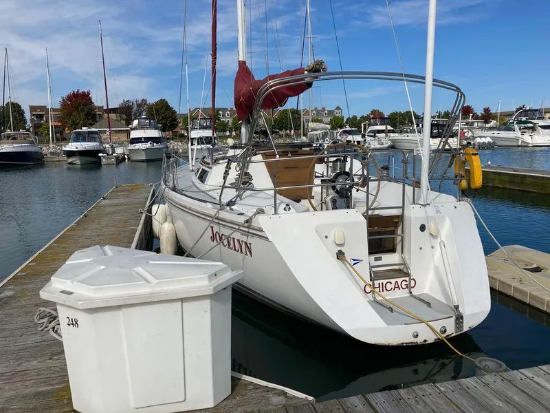 Slide: The Image of Catalina 42 1989 - 72