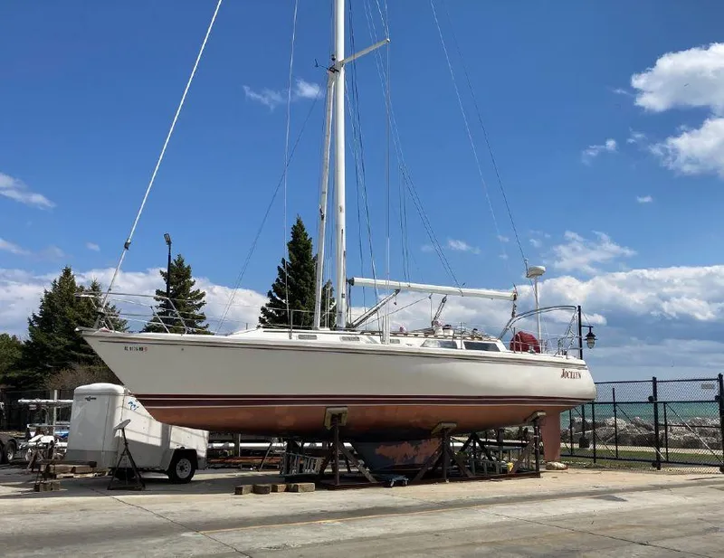 Slide: The Image of Catalina 42 1989 - 76