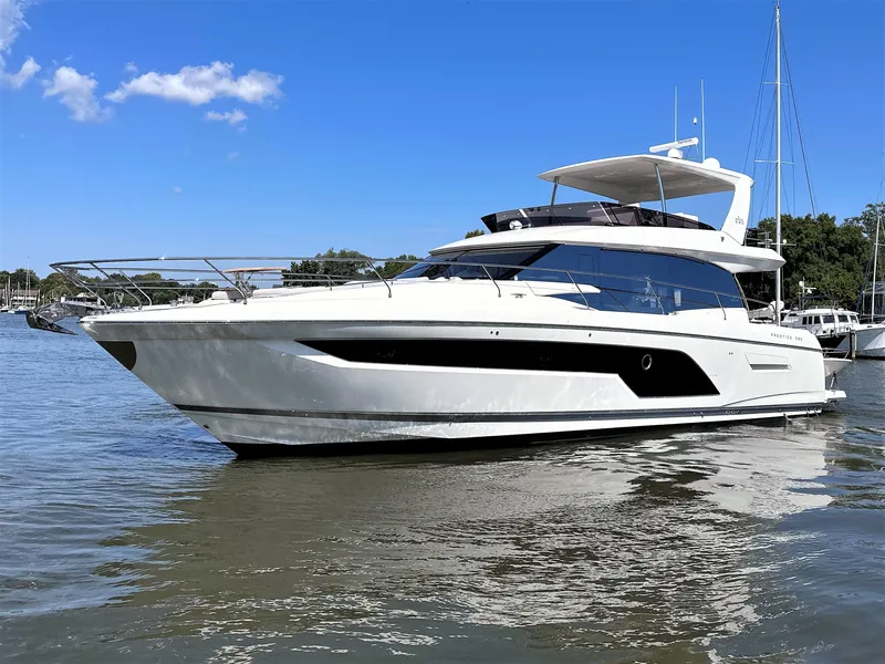 Slide: The Image of 2022 Prestige Yachts 590 Fly - 2