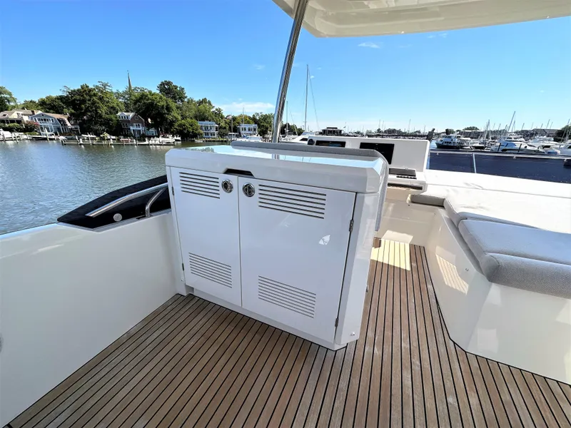 Slide: The Image of 2022 Prestige Yachts 590 Fly - 22