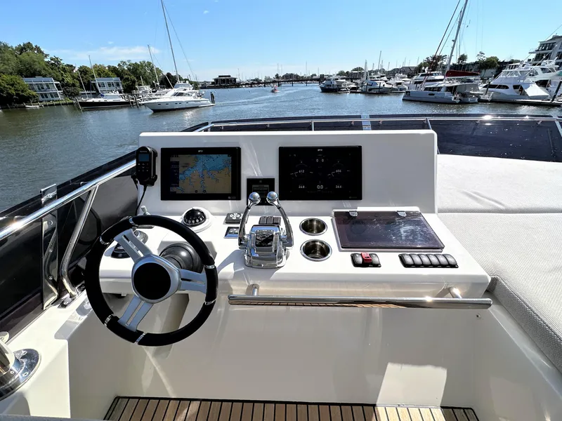 Slide: The Image of 2022 Prestige Yachts 590 Fly - 28