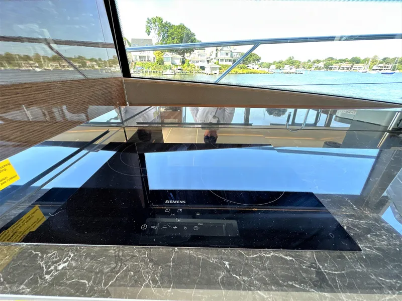 Slide: The Image of 2022 Prestige Yachts 590 Fly - 37