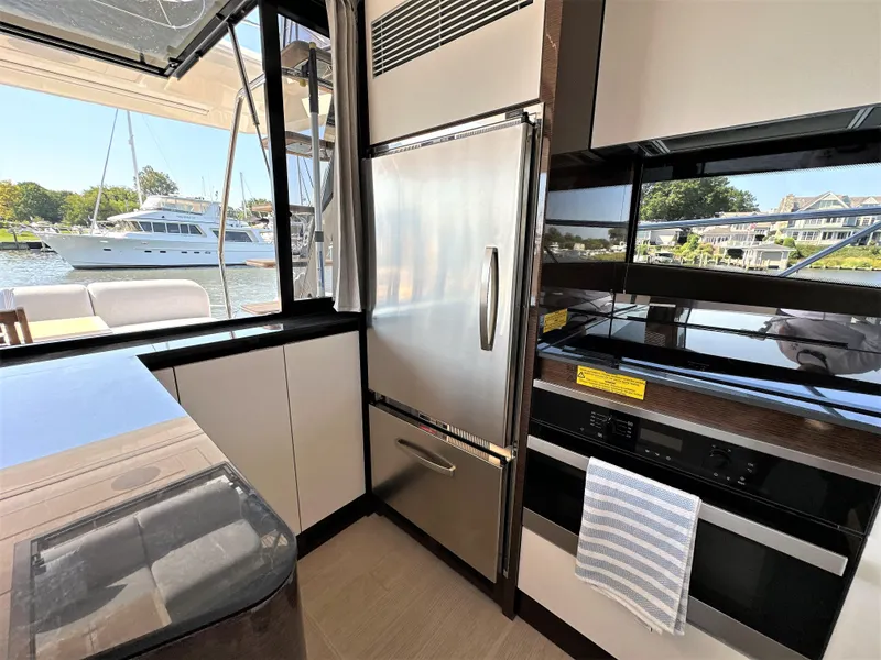 Slide: The Image of 2022 Prestige Yachts 590 Fly - 39