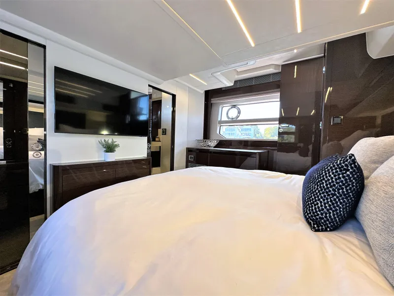 Slide: The Image of 2022 Prestige Yachts 590 Fly - 73