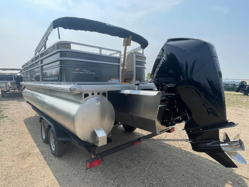 Slide: The Image of 2024 Sun Tracker Party Barge 22 RF XP3 pontoon boat with outboard motor. - 3