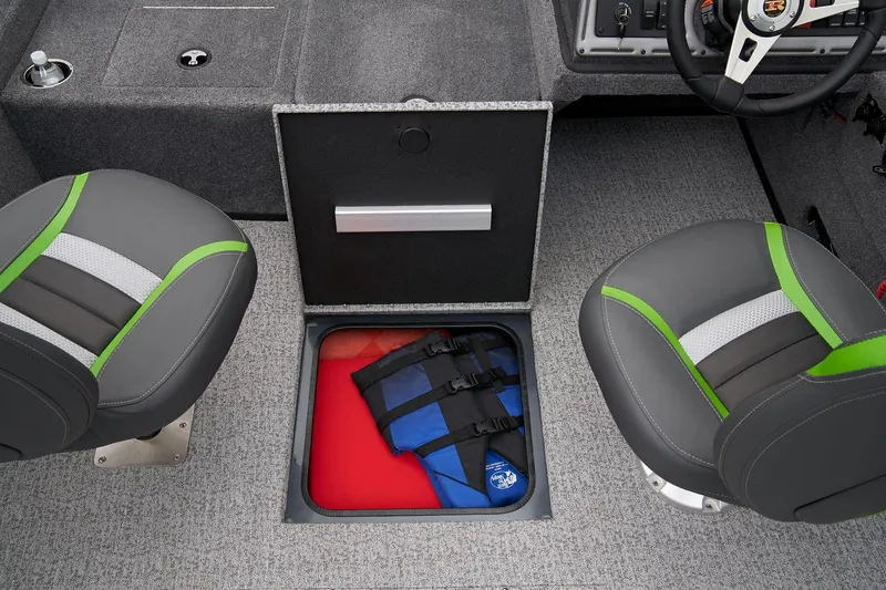 Slide: The Image of Ranger VS1882SC Reata 2023 - 26