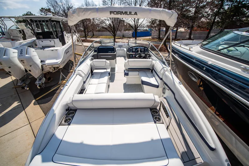 Slide: The Image of 2024 Formula 270 Bowrider with spacious seating and modern design. - 11
