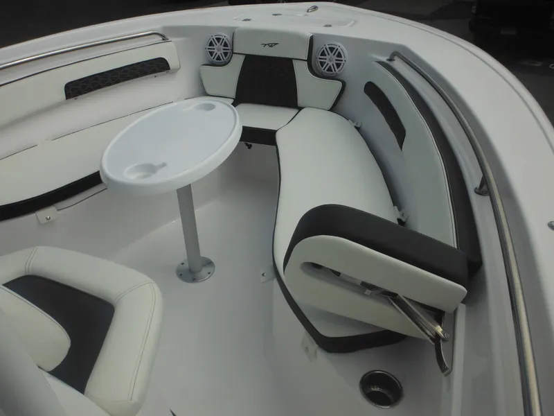 Slide: The Image of Tidewater 220 LXF 2024 - 56