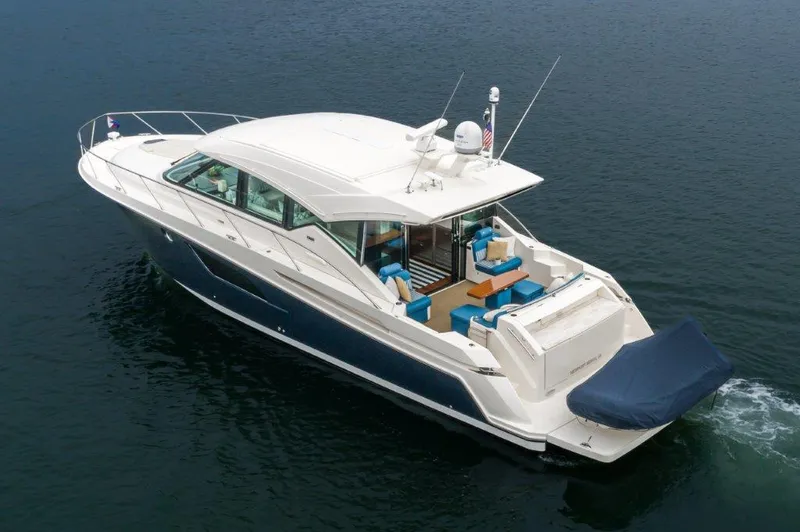 Slide: The Image of Tiara C53 Coupe 2017 - 52