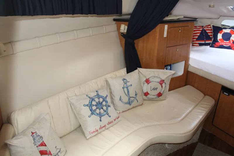 Slide: The Image of Regal Commodore 2860 2002 - 15