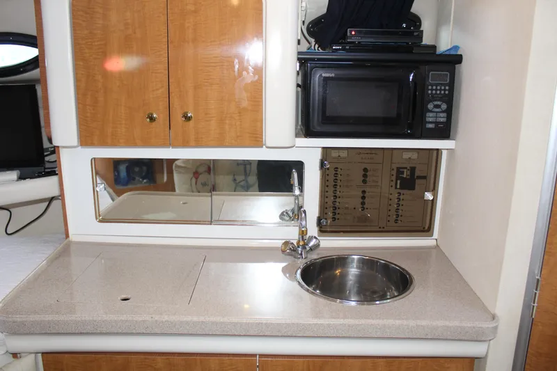 Slide: The Image of Regal Commodore 2860 2002 - 17