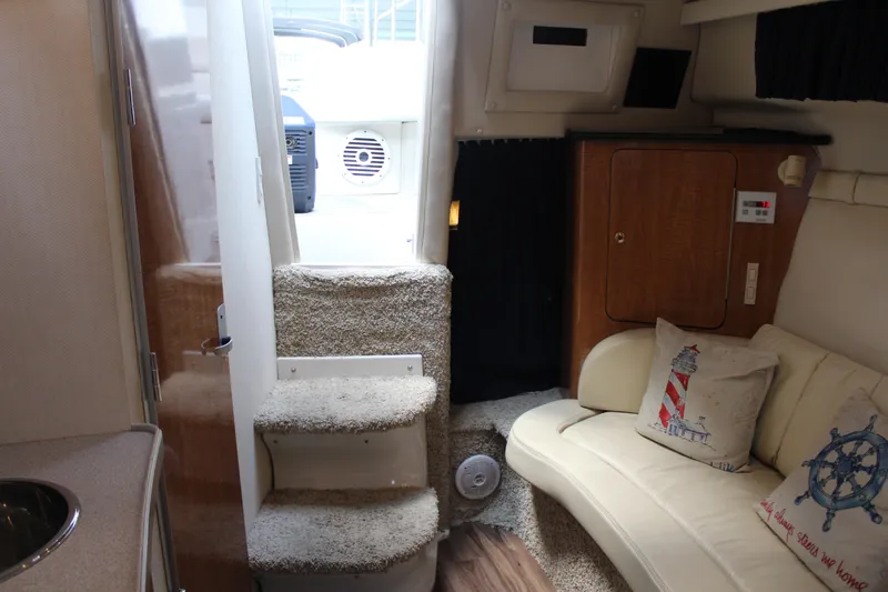 Slide: The Image of Regal Commodore 2860 2002 - 19