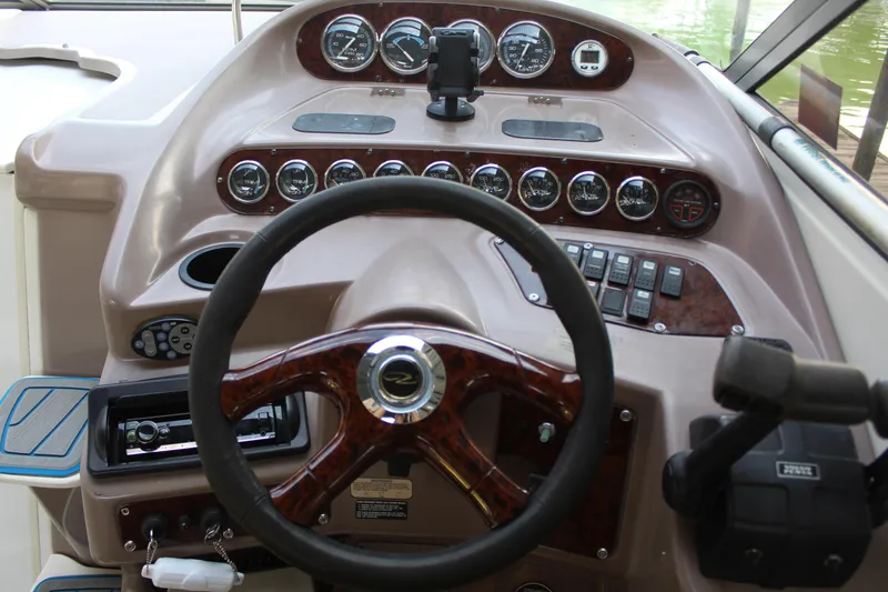 Slide: The Image of Regal Commodore 2860 2002 - 6