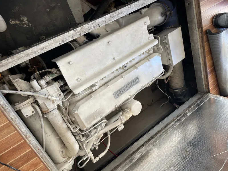 Slide: The Image of 1987 35 Viking Sportfish - - 19