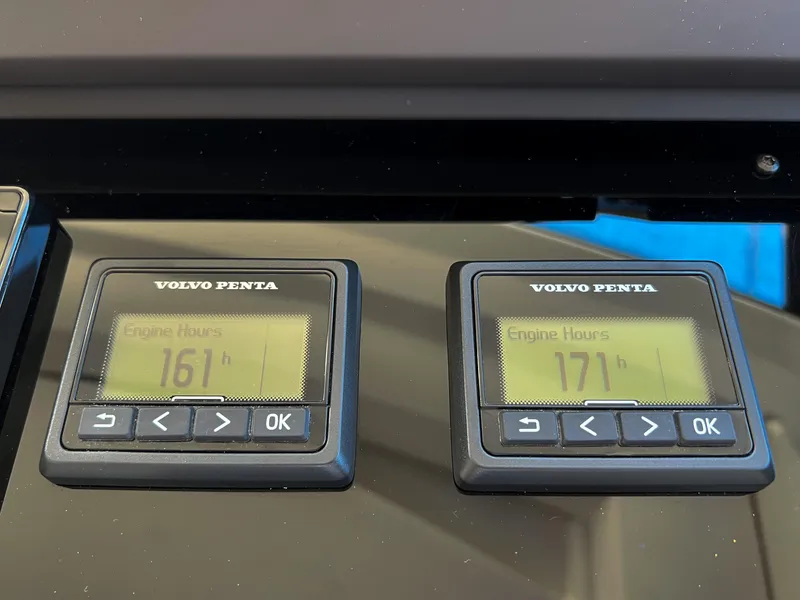 Slide: The Image of Volvo Penta engine hour meters on a 2020 Prestige 520 S yacht. - 15