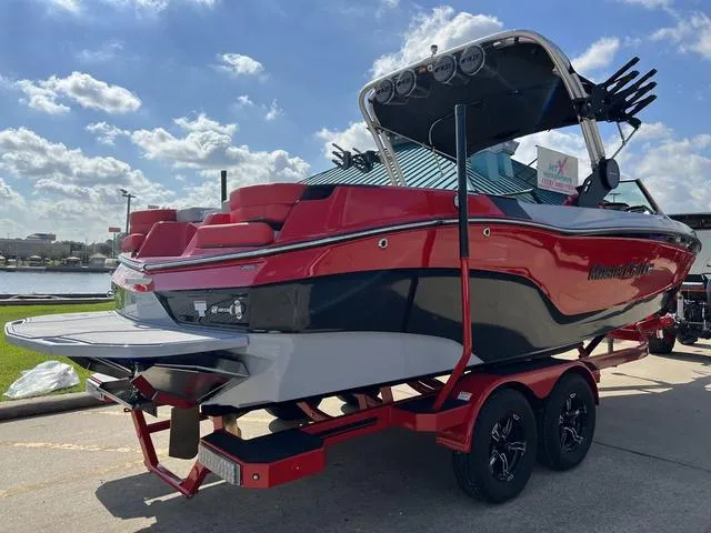 Slide: The Image of MasterCraft XT24 2024 - 16