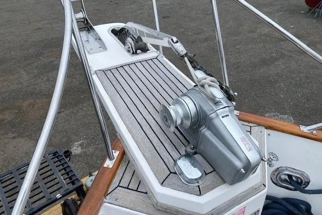 Slide: The Image of Bow deck of 2002 Grand Banks 46 Classic yacht with anchor winch system. - 50