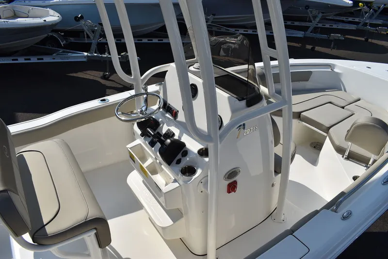 Slide: The Image of Key West Boats 203 FS 2024 - 12