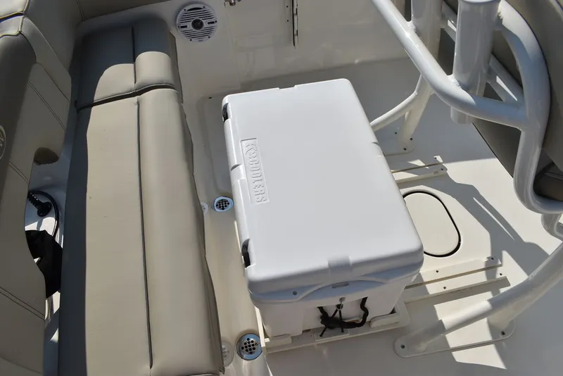 Slide: The Image of Key West Boats 203 FS 2024 - 24