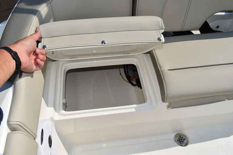 Slide: The Image of Key West Boats 203 FS 2024 - 27