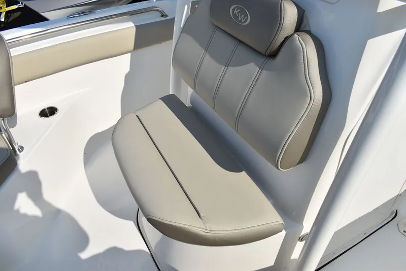 Slide: The Image of Key West Boats 203 FS 2024 - 39