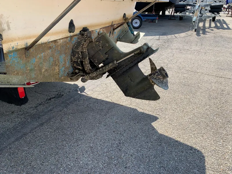 Slide: The Image of 1987 Sea Ray 268 Sundancer boat propeller with marine growth. - 15