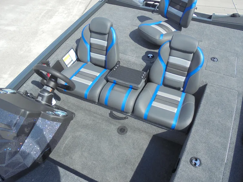 Slide: The Image of 2024 Ranger Boats RT178C - 10