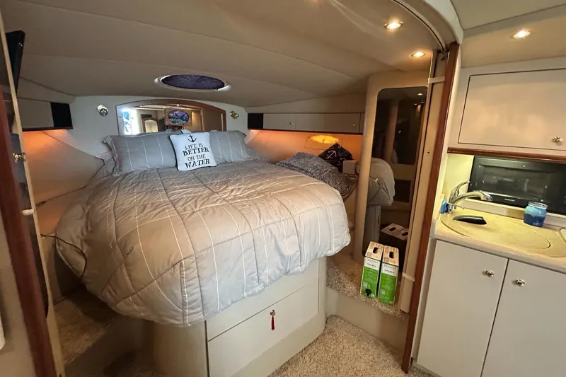 Slide: The Image of Cruisers Yachts 3870 Express 2000 - 62