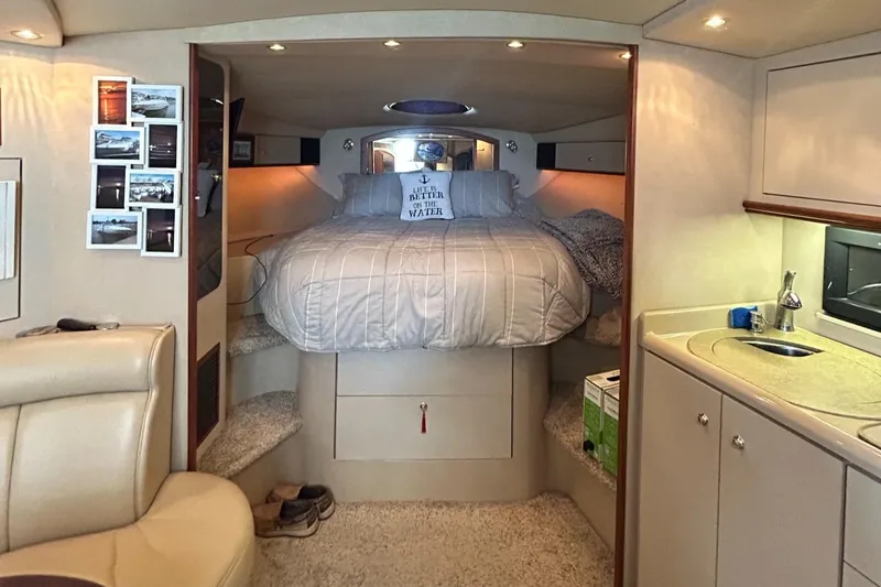 Slide: The Image of Cruisers Yachts 3870 Express 2000 - 63