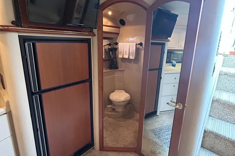 Slide: The Image of Cruisers Yachts 3870 Express 2000 - 68