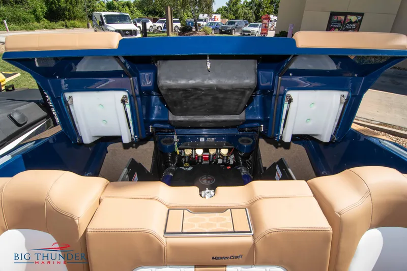 Slide: The Image of MasterCraft X24 2023 - 51