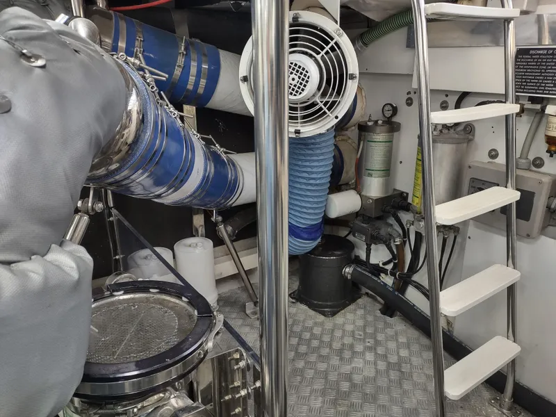 Slide: The Image of Fairline 66 1997 - 71