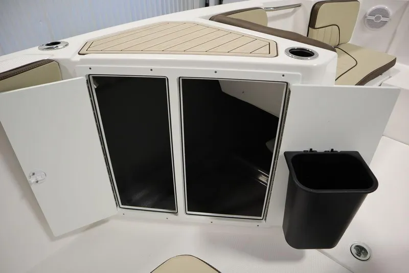 Slide: The Image of Yamaha 222 FSH Sport 2024 - 64